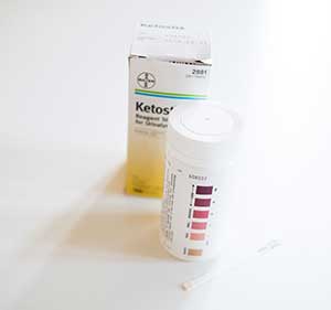 ketostix-urin-streifen